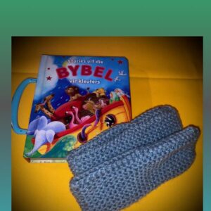 #  1417 kleuter bybel en bedsokkies