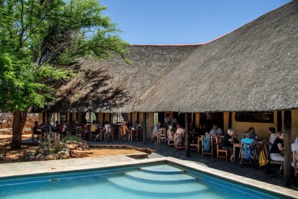 #2622 Oppi-Koppi Restcamp akkommodasie vir 4persone B&B vir 2 nagte