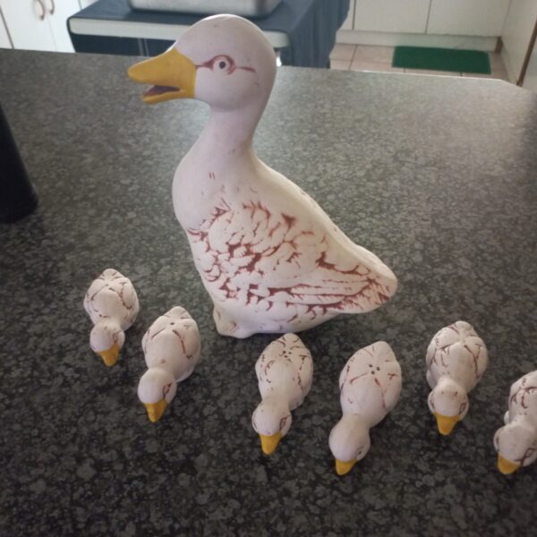 #5602 Ornament Eend met kuikens