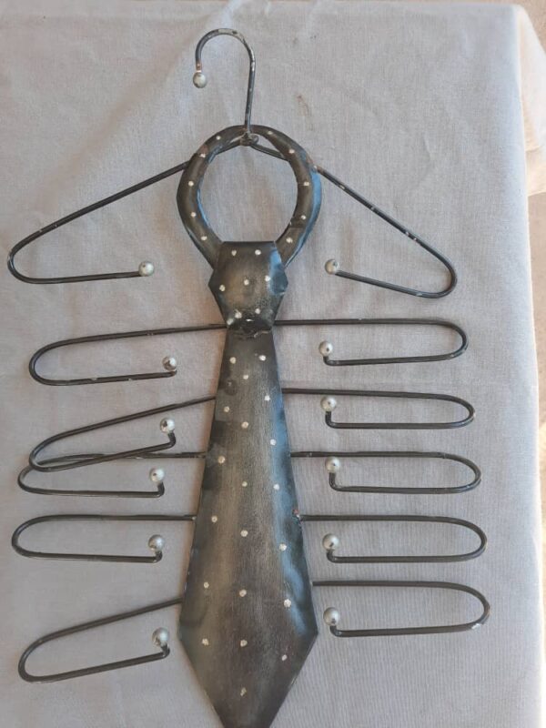Das of Serp Hanger #6238