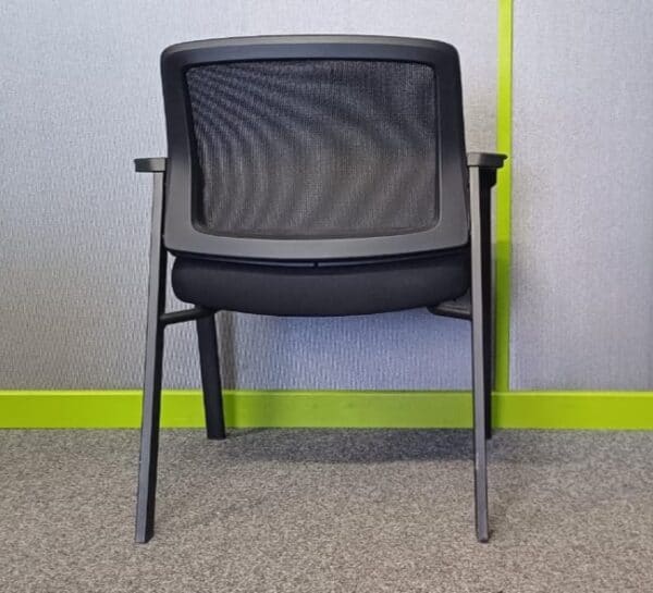 #1043 Brawn Heavy Duty Visitor Office Chair - Image 3