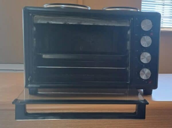#0671 Defy Mini second hand 2 plate stove with oven - Image 2