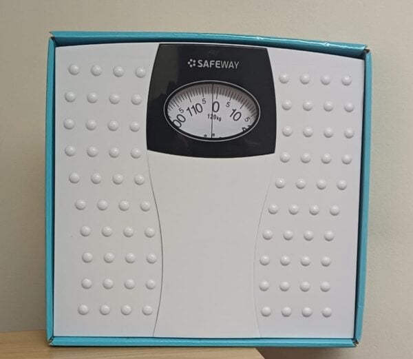 #0674 Safeway Mechanical bathroom scale - Image 3