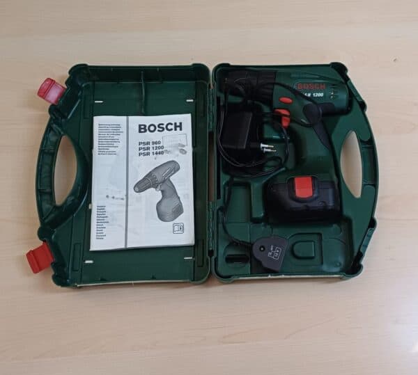 #0682 Bosch Cordless 12 volt drill/driver - Image 2