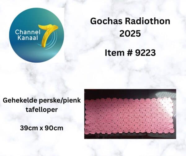 # 9223 - Gehekelde tafelloper - Perske/Pienk - 39cm x 90cm