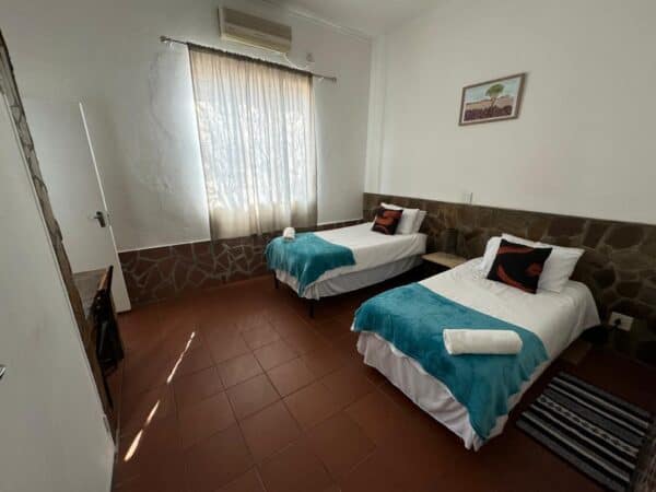 #0405 Bahnhof Hotel Usakos - Image 4