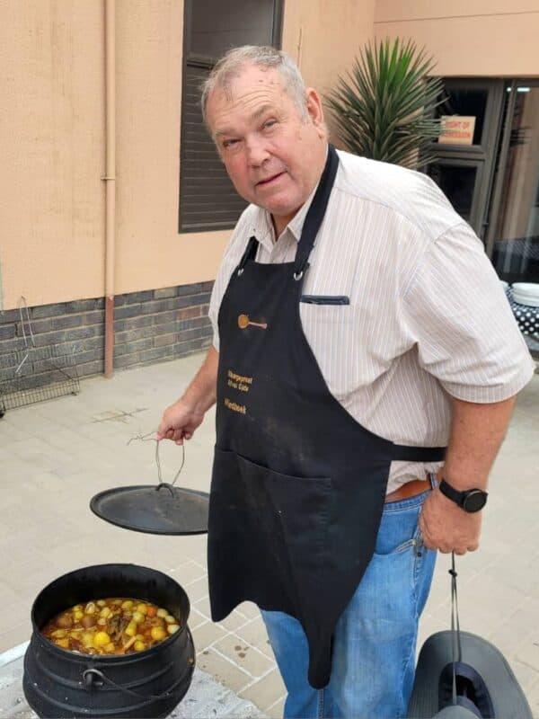 #0773 Klaargepraat Afvalgilde Afval pot vir 30 persone