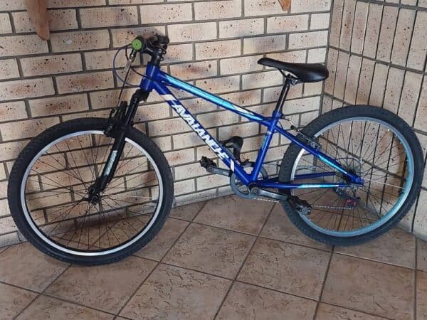 #0820 Blue Avalanche Mountain Bike