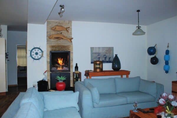 #8668 2 nagte vir 4 persone akkomodasie by Marleen Park Swakopmund met see uitsig. - Image 3