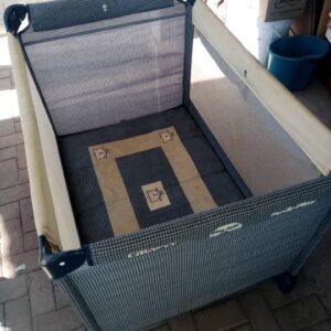 #0876 Kamp opvou baba bed