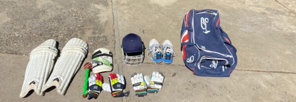 #0905 – Cricket Kit - Image 2