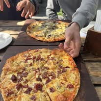 #2709: 2x Pizzas by Wurstbude, Swakopmund
