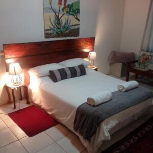 #1748 Hippo Farm Appartment (Gbs)