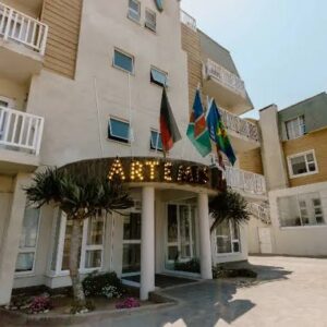 #7784 Akkommodasie, Artemis Hotel