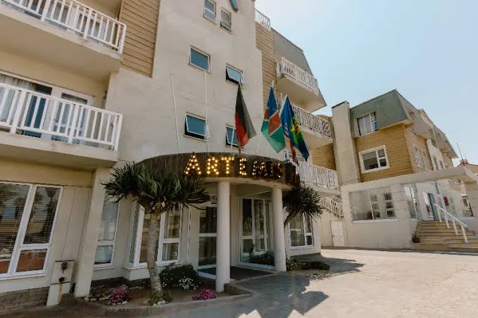 #7784 Akkommodasie, Artemis Hotel