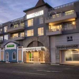 #7786 Akkommodasie, Swakopmund Plaza Hotel