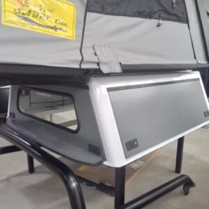 #7701 Een Ford Ranger Kappie vir n Dubbelkajuit Bakkie, Bushtech
